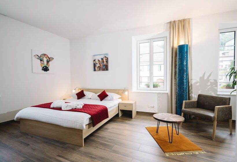 高级大房间, Restaurant La Croix D’or