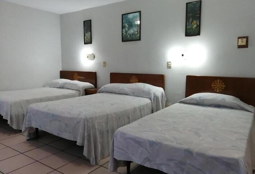 스탠다드 트리플 룸, Acapulco