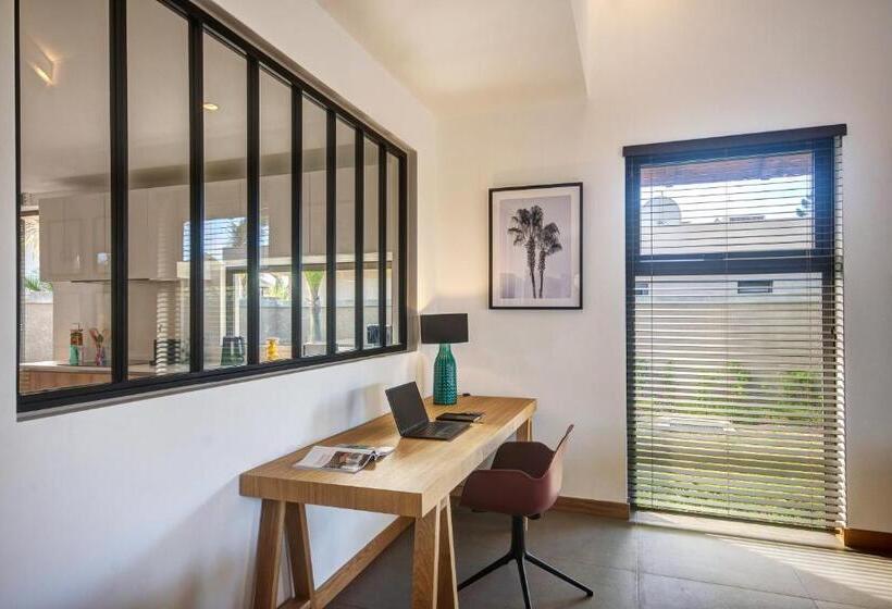 4 Schlafzimmer Villa, Mythic Suites & Villas