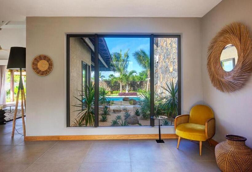 4 Schlafzimmer Villa, Mythic Suites & Villas