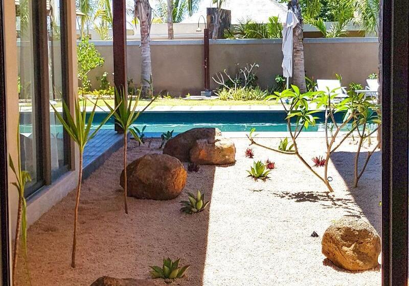 4 Schlafzimmer Villa, Mythic Suites & Villas