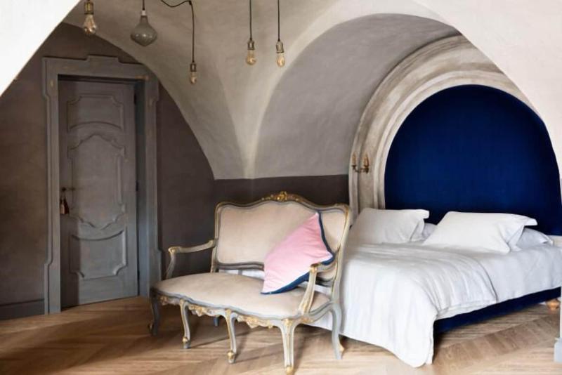 Люкс Повышенной Комфортности, Paragon 700 Boutique Hotel & Spa