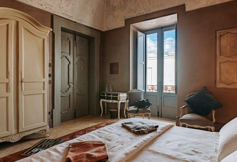 Номер Deluxe, Paragon 700 Boutique Hotel & Spa