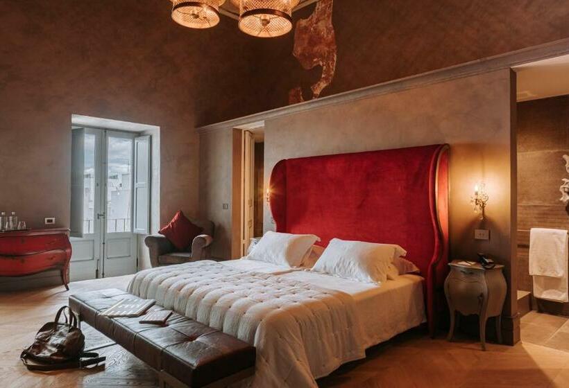 Люкс Deluxe Кровать Кинг, Paragon 700 Boutique Hotel & Spa