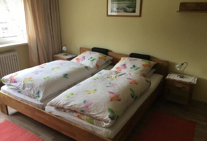 Camera Standard, Gästehaus Erna Meier