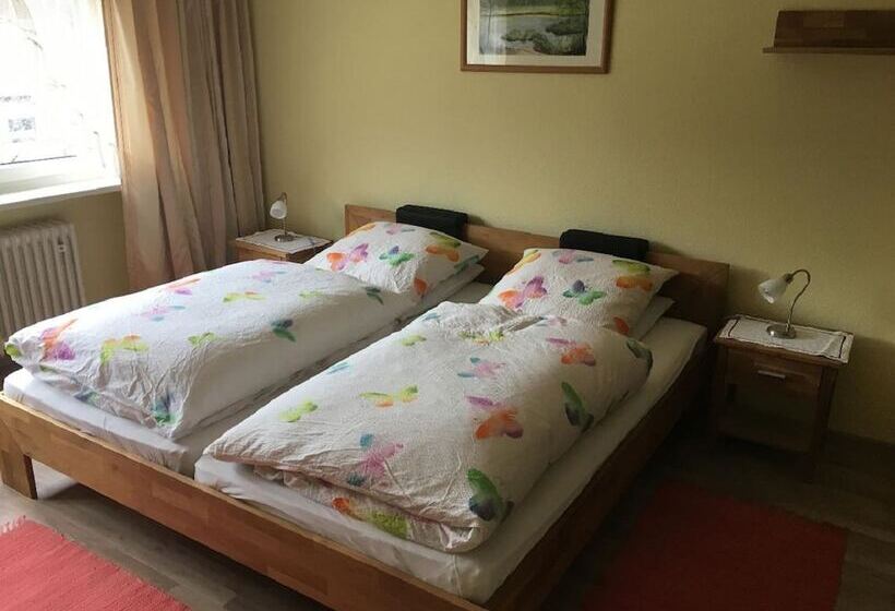 Camera Standard, Gästehaus Erna Meier