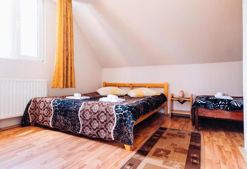 Quarto standard, Iris Panzio