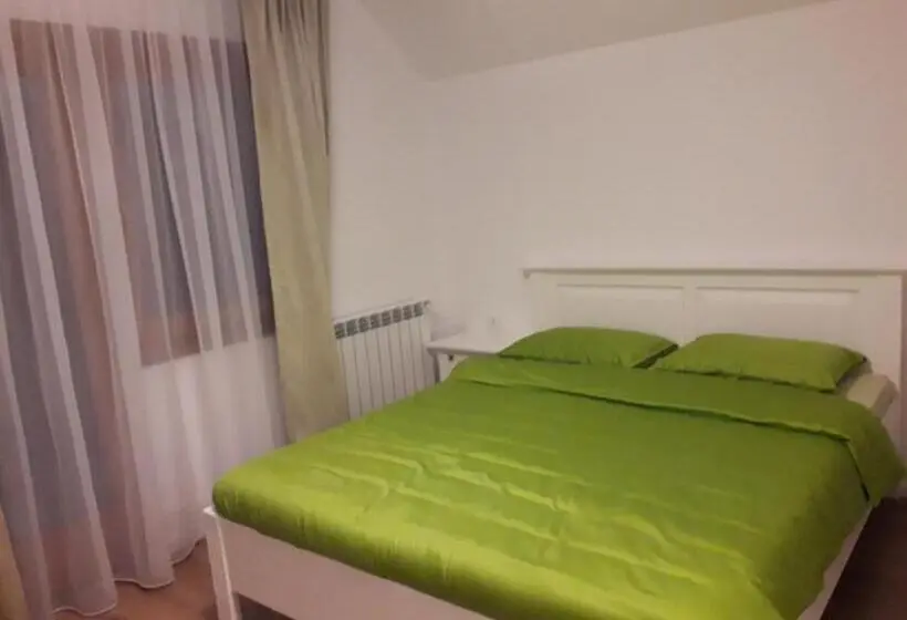 Huoneisto 1 Makuuhuone Näkymä, Vila Confort