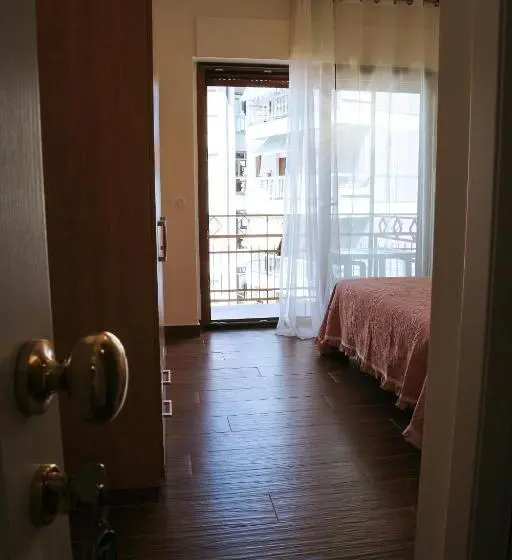 اتاق لوکس سه تخته, B&b Da Morena