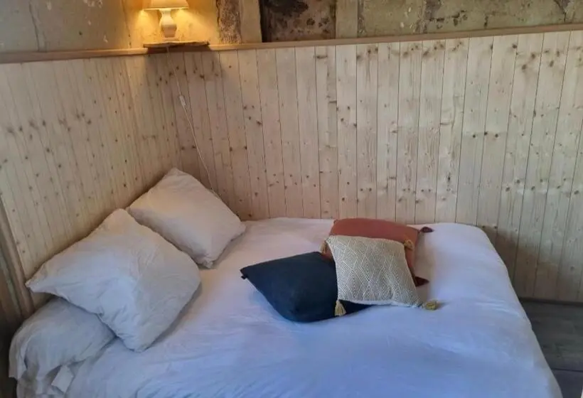 スタンダードトリプルルーム, Centre équestre D Azay Le Rideau