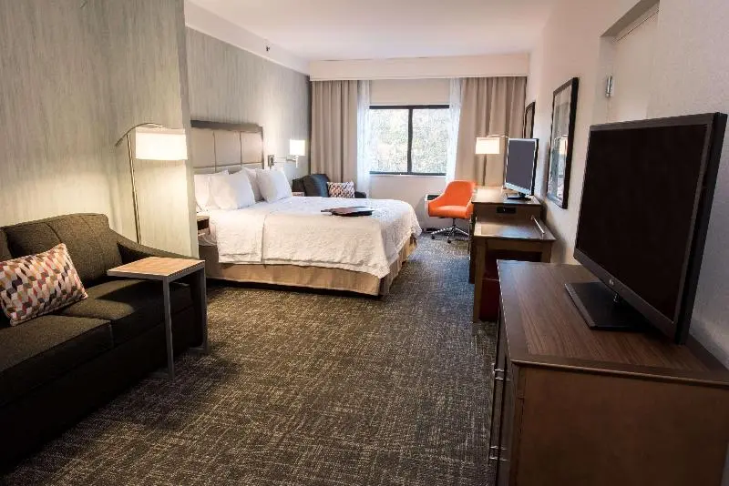 キングサイズベッドのジュニアスイート, Crowne Plaza Sydney Burwood, An Ihg