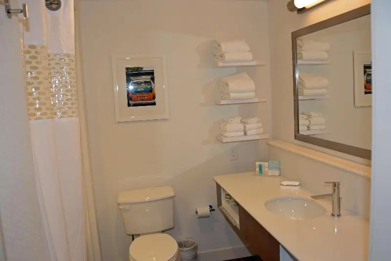 キングサイズベッドのジュニアスイート, Crowne Plaza Sydney Burwood, An Ihg