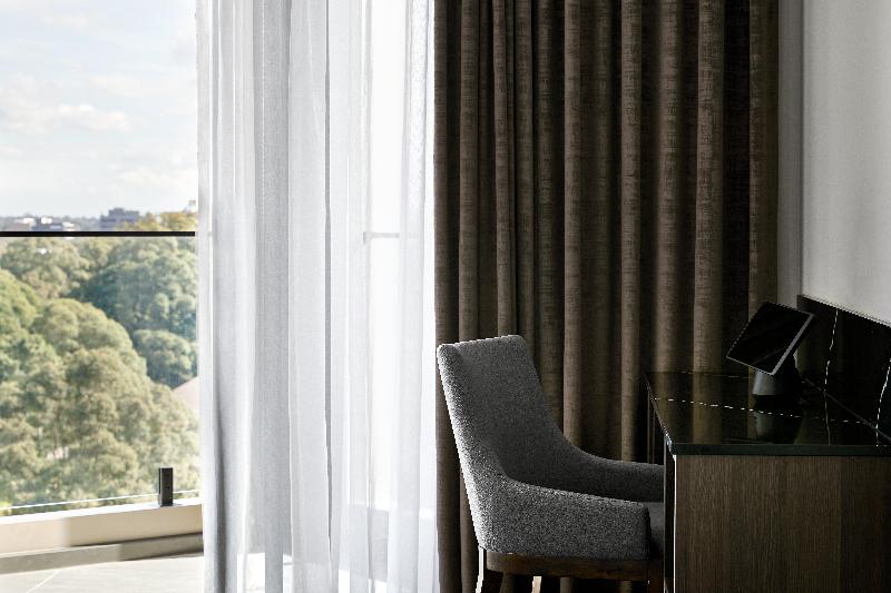 Номер Премиум Вид на Город, Crowne Plaza Sydney Burwood, An Ihg