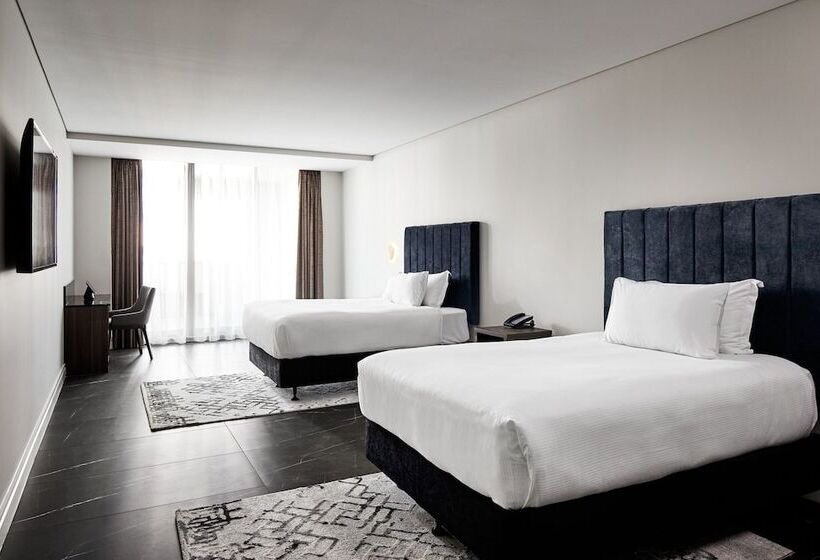 Номер Премиум, Crowne Plaza Sydney Burwood, An Ihg