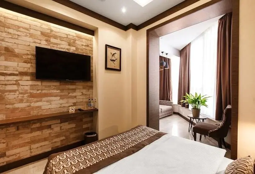اتاق سوپریور, Simple