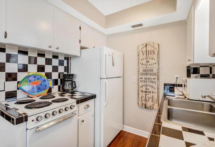 إستوديو قياسى, Gulf Winds Resort By Travel Resort Services