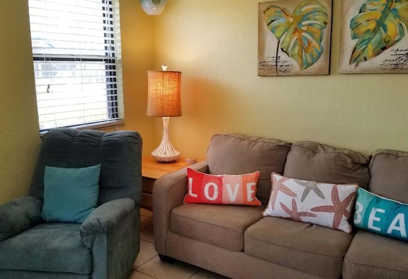 إستوديو ديلوكس, Gulf Winds Resort By Travel Resort Services