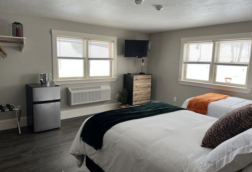 Номер Стандарт, Gunstock Inn & Suites