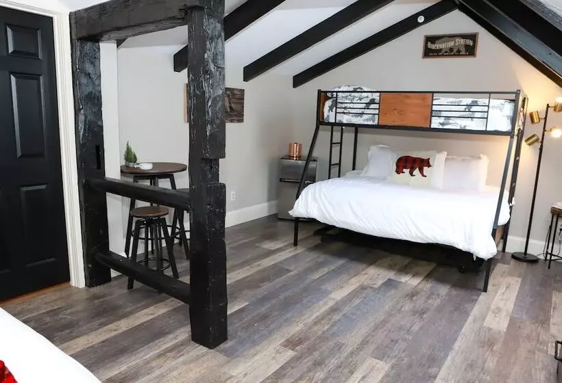 استودیوی استاندارد, Gunstock Inn & Suites