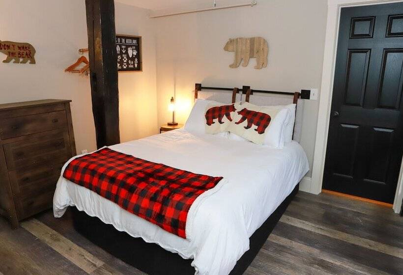 스탠다드 스튜디오, Gunstock Inn & Suites