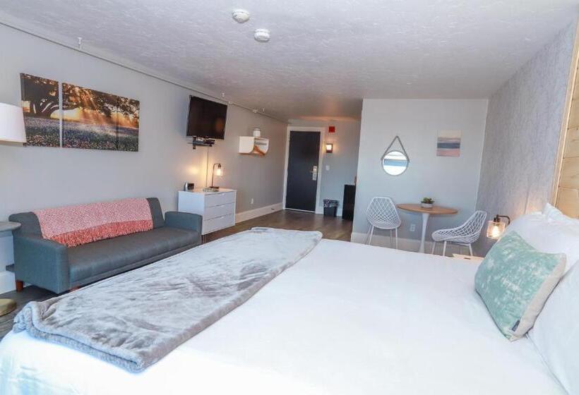 스탠다드 룸 킹사이즈 침대, Gunstock Inn & Suites