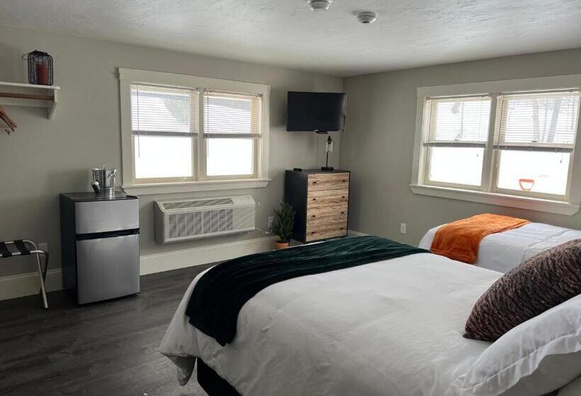 스탠다드 룸 더블 침대, Gunstock Inn & Suites