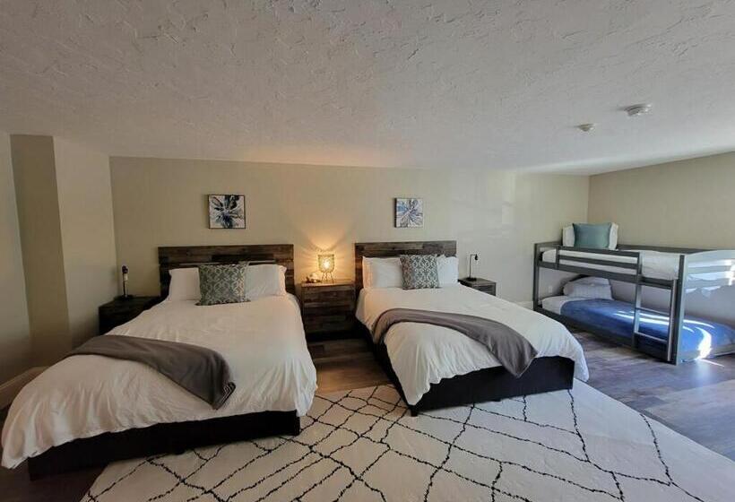 Номер Superior, Gunstock Inn & Suites