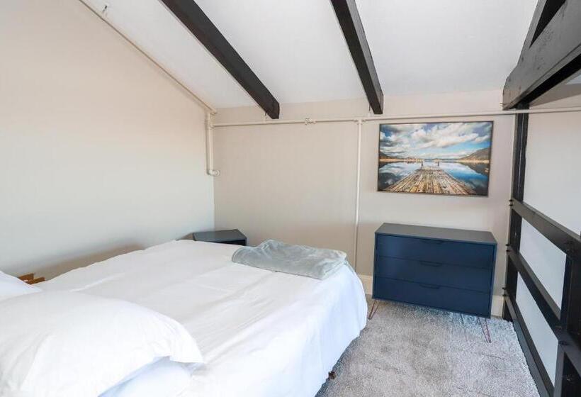 패밀리 스위트, Gunstock Inn & Suites