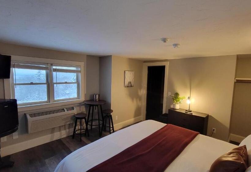 스탠다드 스튜디오 (전망), Gunstock Inn & Suites
