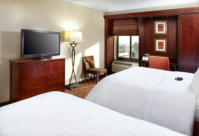 اتاق استاندارد, Hampton Inn Clevelanddowntown