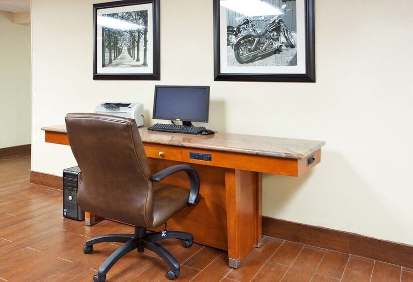 غرفة قياسية, Hampton Inn Columbus East