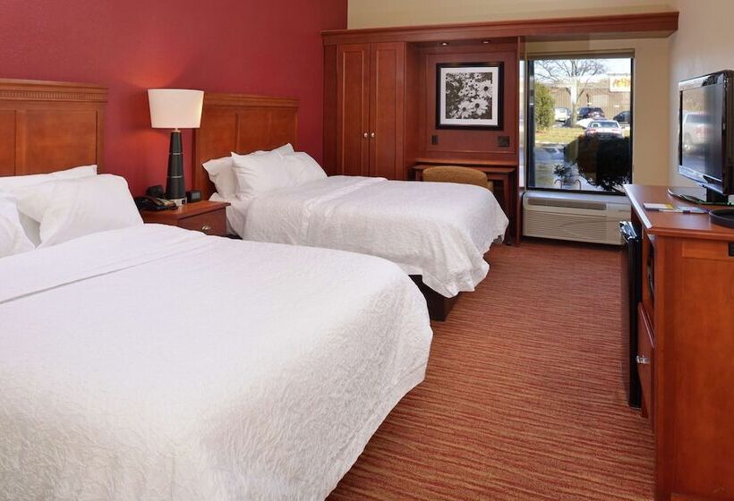 غرفة قياسية, Hampton Inn Columbus East