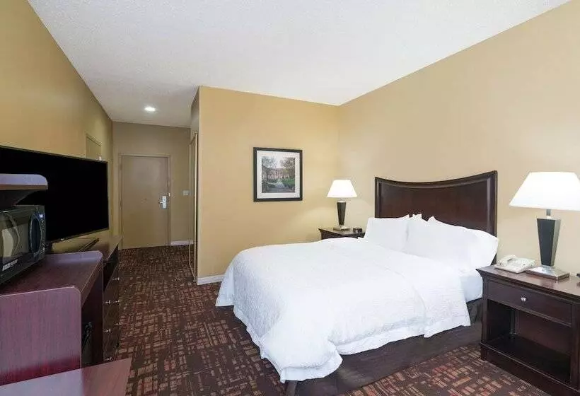 身障者適用スタンダードルーム, Hampton Inn Corydon