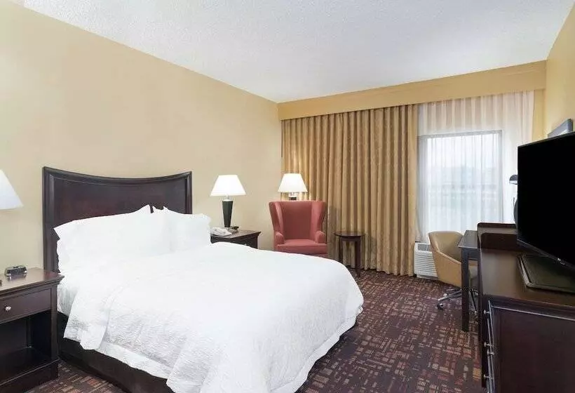 身障者適用スタンダードルーム, Hampton Inn Corydon