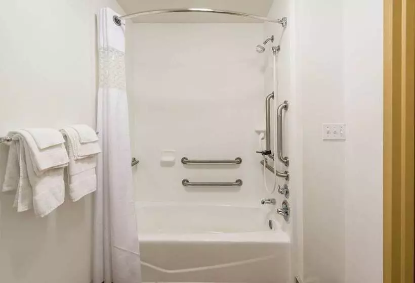 身障者適用スタンダードルーム, Hampton Inn Corydon