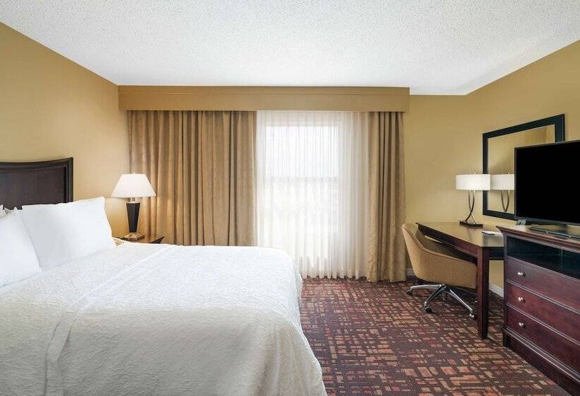 غرفة قياسية لذوى الاحتياجات الخاصة, Hampton Inn Corydon