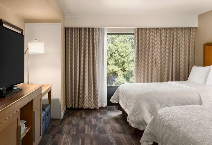 سوییت, Hampton Inn Fort Smith