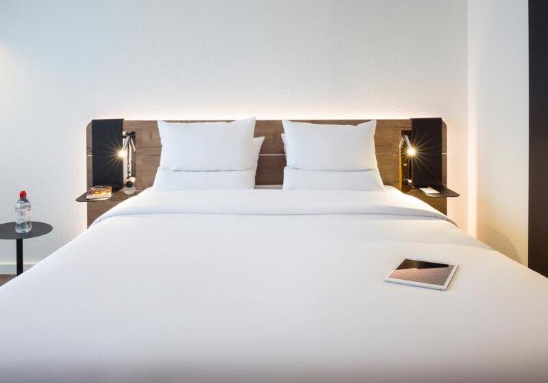 غرفة قياسية سرير كينج لذوى الإحتياجات الخاصة, Hampton Inn Houston Baytown