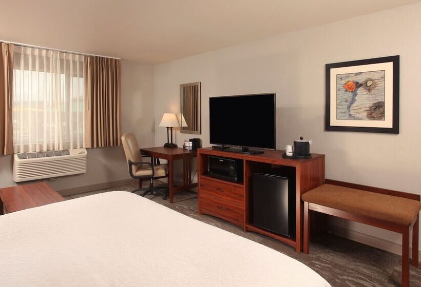 غرفة قياسية لذوى الاحتياجات الخاصة, Hampton Inn Kalispell