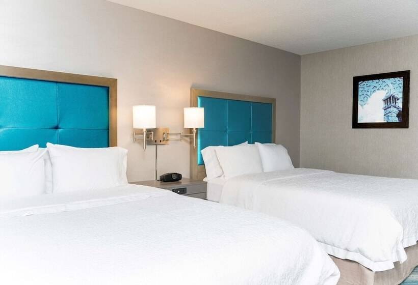 带2个双人床的标准工作室, Hampton Inn Midland