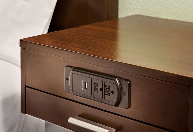 غرفة قياسية لذوى الاحتياجات الخاصة, Hampton Inn Clackamas