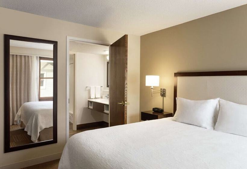 スイート, Hampton Inn & Suites Springdale