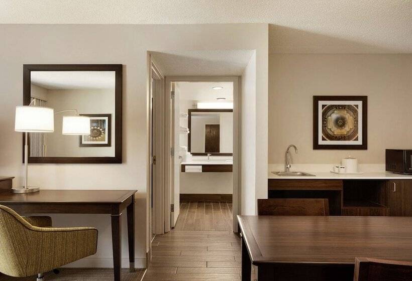 身障者適用スイートルーム, Hampton Inn & Suites Springdale