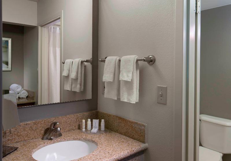 スイート, Hampton Inn & Suites Springdale