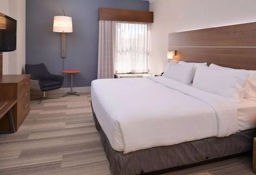 身障者適用スイートルーム, Holiday Inn Express Olean, An Ihg