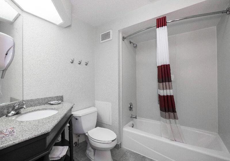 غرفة سوبيريور سرير كينج, Sonesta Essential Ames