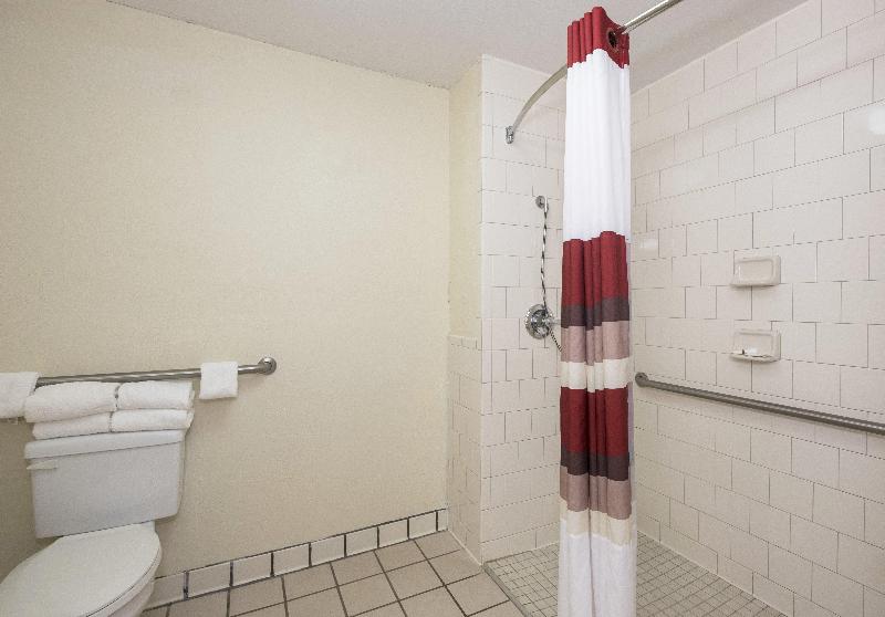 Номер Superior, Red Roof Inn Tupelo