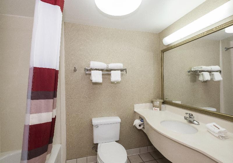 Номер Superior Кровать Кинг, Red Roof Inn Tupelo