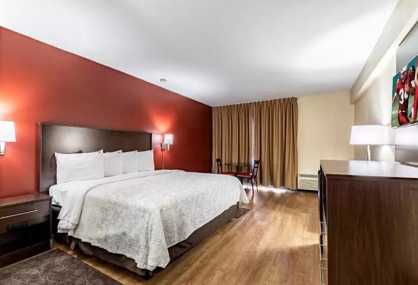 キングサイズベッドのデラックスルーム, Red Roof Inn Plus & Suites Houston   Iah Airport Sw