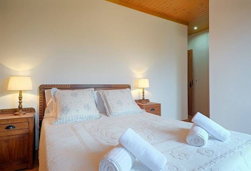 Дом 3 Спальни, Macheta S Coutry House